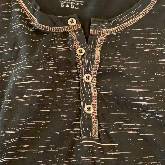 ♓️♓️Urbanology long sleeve shirt ♓️♓️ - Picture 3 of 4